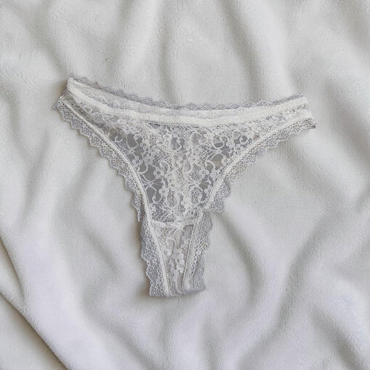 BRAGUITA CACHETERO DE ENCAJE FLORAL BLANCO 🍒🌺